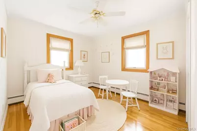 930 Jewel Drive, Woodmere, NY 11581 - Photo 18