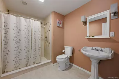 8 Penn Drive, Dix Hills, NY 11746 - Photo 30