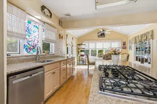 8 Penn Dr, Dix Hills, NY 11746 - Photo 12