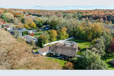 8 Penn Drive, Dix Hills, NY 11746 - Photo 46