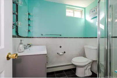 8 Penn Drive, Dix Hills, NY 11746 - Photo 26