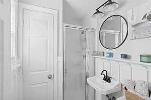 31 Roosevelt Ave, Sayville, NY 11782 - Photo 10