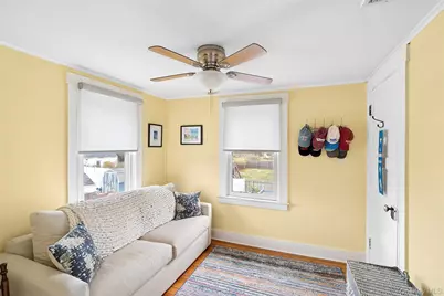 31 Roosevelt Avenue, Sayville, NY 11782 - Photo 12