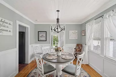 31 Roosevelt Avenue, Sayville, NY 11782 - Photo 8