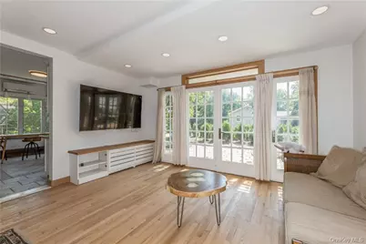 530 Orangeburg Road, Pearl River, NY 10965 - Photo 10