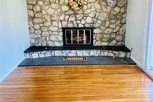 1483 4th St, West Babylon, NY 11704 - Photo 4