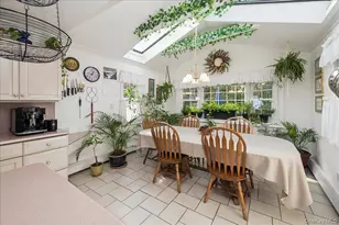 346 Ridgefield Rd, Hauppauge, NY 11788 - Photo 24