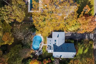 346 Ridgefield Rd, Hauppauge, NY 11788 - Photo 38