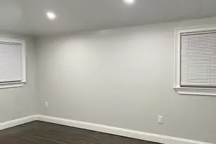 144-10 230th Pl, Springfield Gardens, NY 11413 - Photo 18