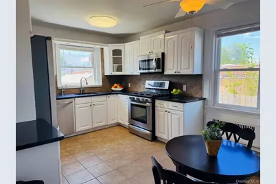 8012 188th Street, Jamaica, NY 11423 - Photo 10