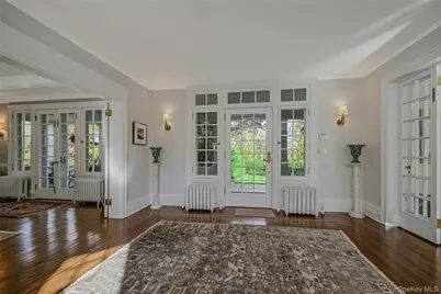 24 Harbor Hill Road, Huntington, NY 11743 - Photo 12