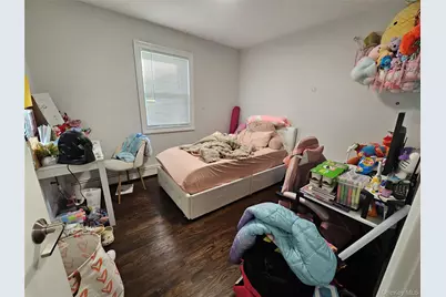 228 Hudson Avenue, Lake Grove, NY 11755 - Photo 10