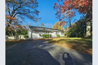 228 Hudson Avenue, Lake Grove, NY 11755 - Photo 2