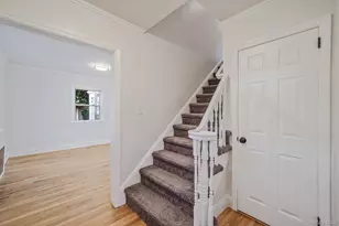 25 Oxford Dr, Freeport, NY 11520 - Photo 6