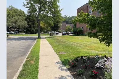 320 S Broadway #P8, Tarrytown, NY 10591 - Photo 6