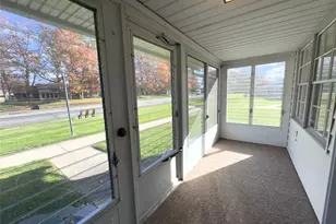 169 Ventry Ct, Ridge, NY 11961 - Photo 4