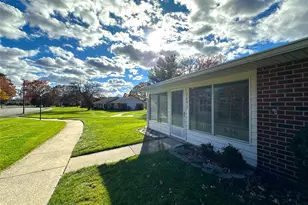 169 Ventry Ct, Ridge, NY 11961 - Photo 14