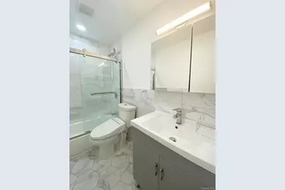 25 Margaret Drive, Plainview, NY 11803 - Photo 18