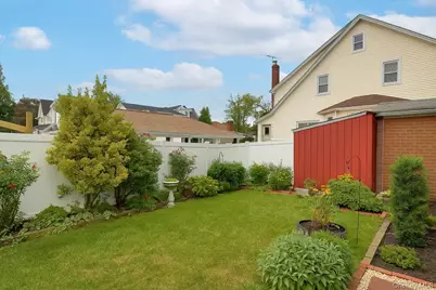 8552 79th Street, Woodhaven, NY 11421 - Photo 10