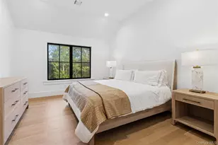 4 Margareta Ct, Westhampton Beach, NY 11978 - Photo 30