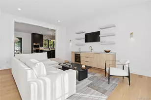 4 Margareta Ct, Westhampton Beach, NY 11978 - Photo 12