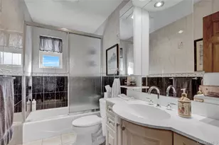 807 Cypress Dr, Franklin Square, NY 11010 - Photo 18