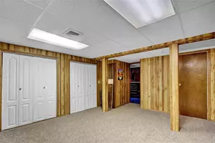 807 Cypress Dr, Franklin Square, NY 11010 - Photo 36