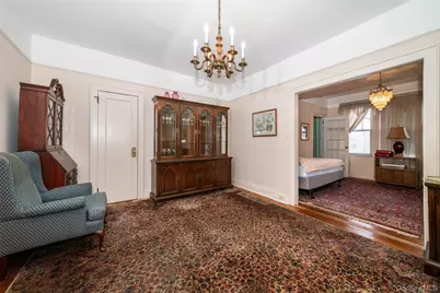 285 Logan Avenue, Bronx, NY 10465 - Photo 4
