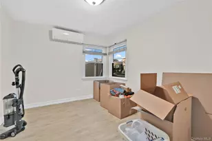 95-19 160th Ave, Howard Beach, NY 11414 - Photo 24