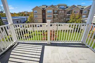 36 Carney St, Glen Cove, NY 11542 - Photo 12