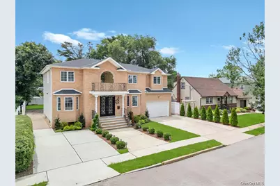 2694 A Forest Avenue, East Meadow, NY 11554 - Photo 2