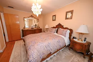 71-12 71st Pl, Glendale, NY 11385 - Photo 14