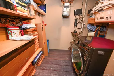 7112 71st Place, Glendale, NY 11385 - Photo 20