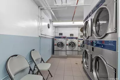 209-10 41st Avenue #3R, Bayside, NY 11361 - Photo 14