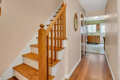 3005 Bronxwood Avenue, Bronx, NY 10469 - Photo 10