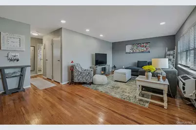 45 Farber Drive #45, West Babylon, NY 11704 - Photo 6