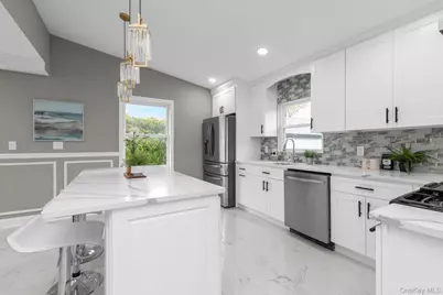 13 Garden Boulevard, Hicksville, NY 11801 - Photo 6