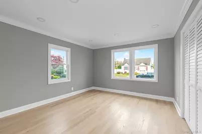 13 Garden Boulevard, Hicksville, NY 11801 - Photo 14