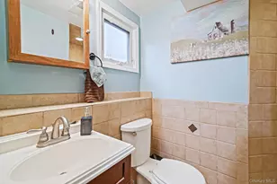 325 W 16th St, Deer Park, NY 11729 - Photo 34