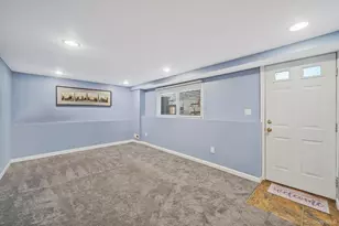 325 W 16th St, Deer Park, NY 11729 - Photo 28