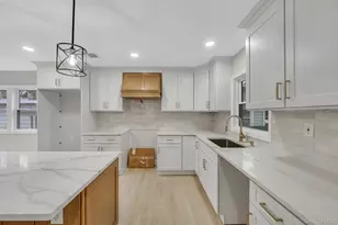 1911 Carroll Ave, Merrick, NY 11566 - Photo 6