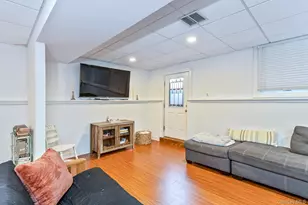 190 Northern Blvd, Saint James, NY 11780 - Photo 20