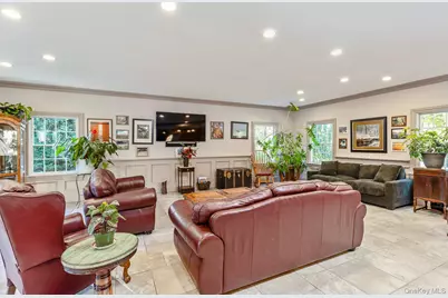 190 Northern Boulevard, Saint James, NY 11780 - Photo 12