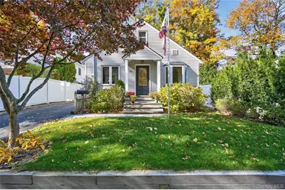 62 McCouns Lane, Oyster Bay, NY 11771 - Photo 1