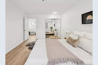 801 Hunters Run, Dobbs Ferry, NY 10522 - Photo 20