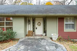 21 Walnut Hill Rd, Poughkeepsie, NY 12603 - Photo 4