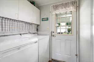 6 David Dr, Farmingdale, NY 11735 - Photo 16