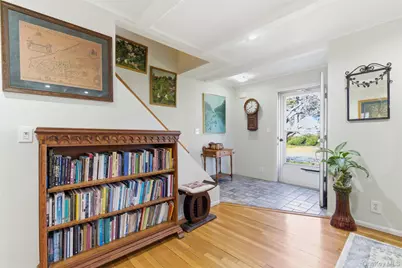 107 E 13th Street, Huntington Station, NY 11746 - Photo 4