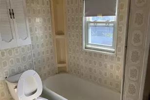 24302 Superior, Floral Park, NY 11001 - Photo 6