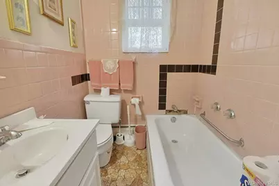 8 Morningside Road, New City, NY 10956 - Photo 14